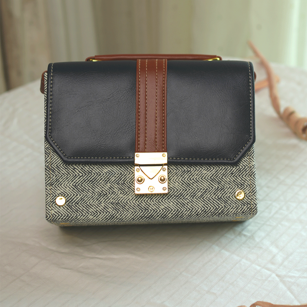 Vintage Vogue Bag